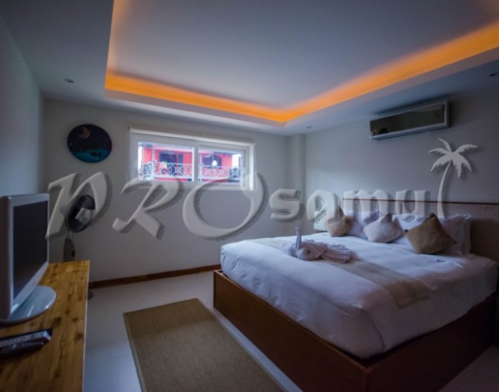 Вечерняя подсветка спальни апартаментов на пляже Бопхут - HR0147
