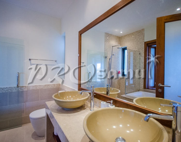 Ванная комната на вилле на пляже Чонг Мон - HR0405
